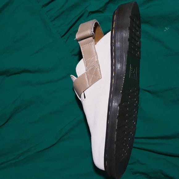 Dr. Martens Tan Leather Men's  Sandals Size 10. - Picture 7 of 10